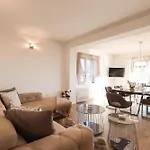 Olive Garden アパート Sukošan