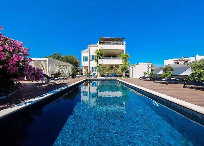 Olive Garden Апартаменты *