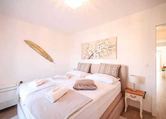 Olive Garden Апартаменты *